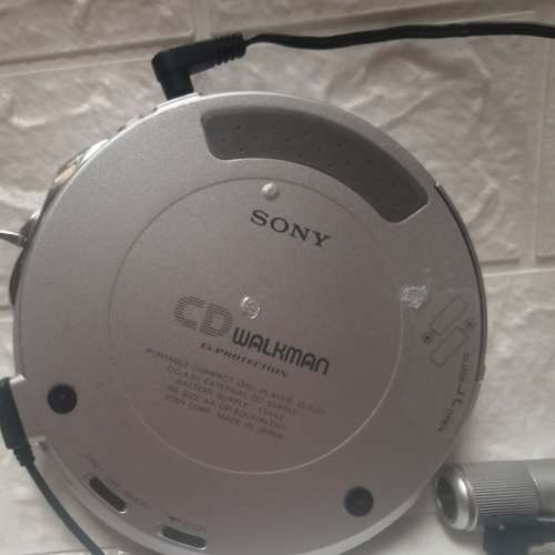 經典 sonyD-EJ01吸入式WALKMAN