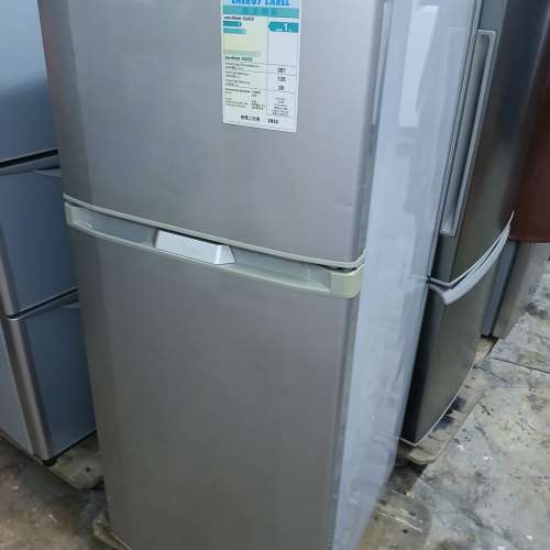 HITACHI 日立銀色雪櫃