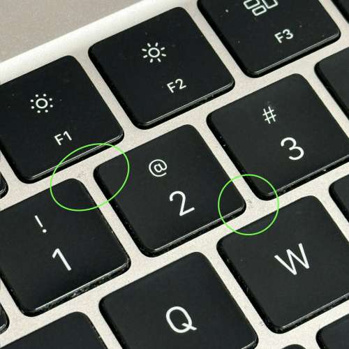 Macbook air m2 15-inch 256gb 星光色