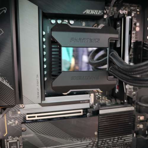 【底板+CPU套裝】 技嘉 X670 AORUS ELITE AX + AMD Ryzen5 7600 CPU