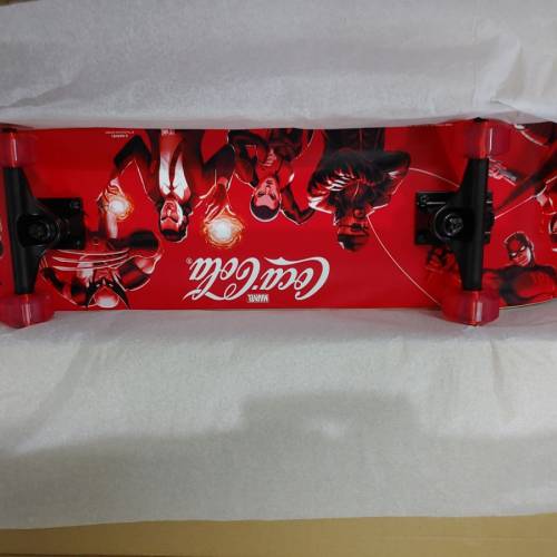可口可樂聯marvel限量版滑板