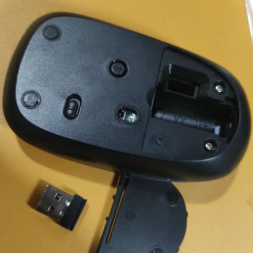 DeskMini A300 Series 迷你主機 ((正版Window10Pro)) Socket AM4 Ryzen 3200G