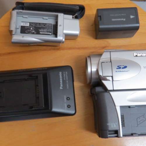 Panasonic NV-EX21 MiniDV Camcorder