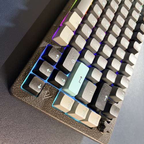 前行者 K75 RGB 全鋁金屬 隕石黑 無線 三模機械鍵盤 星矢軸 原廠高度 雙色PBT鍵帽 ...