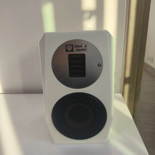 Mark ＆Daniel mini+(plus) 白色人造雲石喇叭