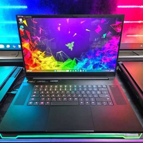 🐍RTX3080🈵/32GB 🐍Razer Blade 17 Pro 🖥️17" 360Hz Mon 💽i7-11800H 32GB 1TB ssd