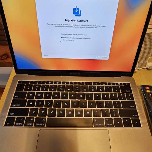 Macbook Pro 13吋 2017 (8+256GB) macOs & Window 雙系統