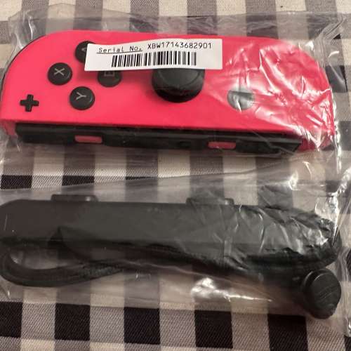 Switch 1 漆蛋2 原廠右邊手制 粉色 行貨 99%新 非常少用和新淨 電量和操作全正常 全...