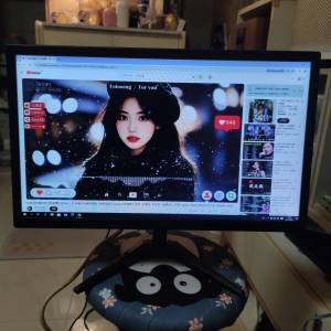 電腦一套加全新23寸芒出讓