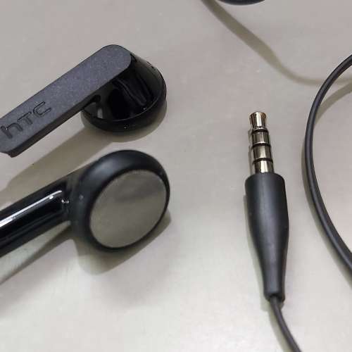 HTC 全新白色有咪耳機not sony jvc shure fiio RHA LG SAMSUNG CD IPhone 唱片 akg...