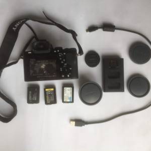 $3,800 95%新 Sony a 7 I 主機 + Sony 16-50mm f3.5-5.6 oss ii +  七工匠 35mm f1...
