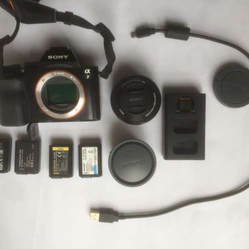 $3,800 95%新 Sony a 7 I 主機 + Sony 16-50mm f3.5-5.6 oss ii +  七工匠 35mm f1...