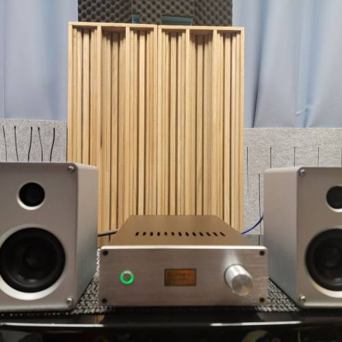 出口外銷高保真擴音機一部，勿失良＜機＞