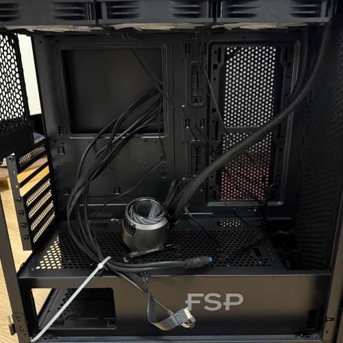 FSP CT592機箱+ Valkyrie C360 ARGB 360mm