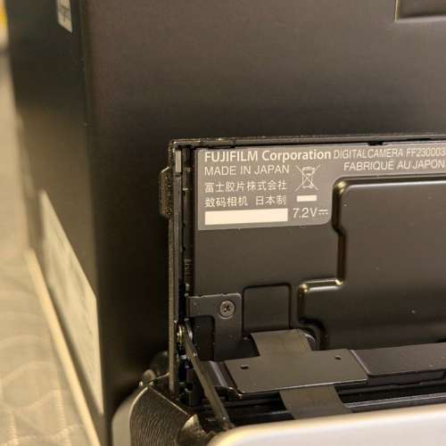 Fujifilm X100VI 銀色 激罕 日本製 Made In Japan 9成新 有件齊盒