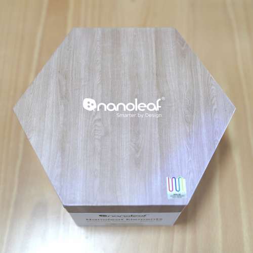 全新Nanoleaf Elements Hexagons Starter Kit (7PK) 木紋六角形智能燈板入門套裝 (...