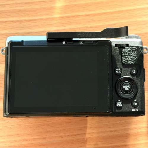 新淨Fujifilm X70 相機，長放防潮箱