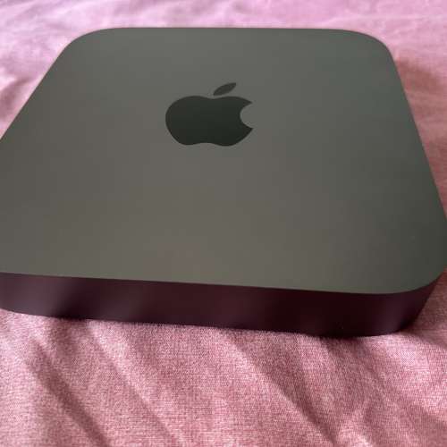 Mac mini 2018 i7 32GB 1TB