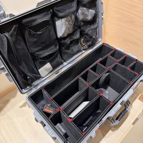 二手Pelican Air 1615 TP 間格 連上蓋網袋 灰色