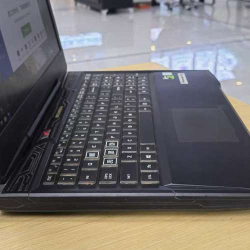 Intel&reg; Core&trade; i7-7700 電腦，頂配 16G ddr4 記憶體，samsung 870 evo 2TB SSD固態...