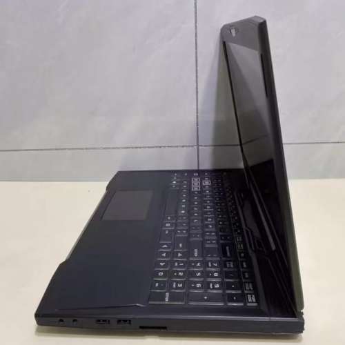 Intel&reg; Core&trade; i7-7700電競筆記本電腦，頂配 16G ddr4 記憶體，samsung 870 evo 2...