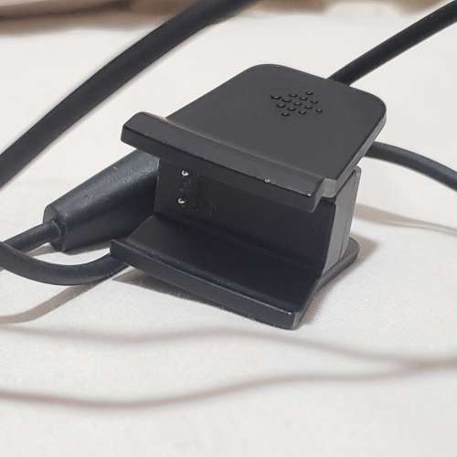 Fitbit ALTA HR  usb充電線