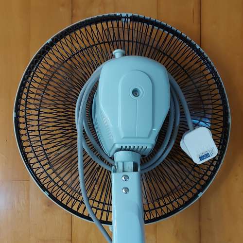 Mitsubishi 三菱 12吋(30cm) 座枱電風扇