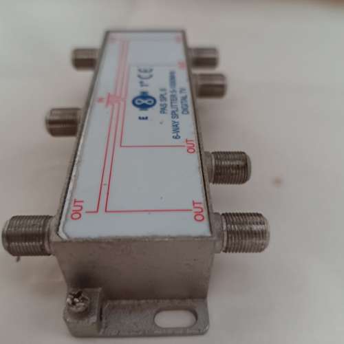 8仔高頻（RF）摟駁器