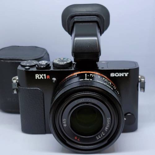 Sony RX1R with Electronic Viewfinder