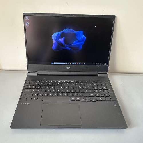 HP Victus 15-fa1030TX 電競筆電｜i7-13620H｜RTX 4050｜144Hz｜16GB｜512GB SSD 原...