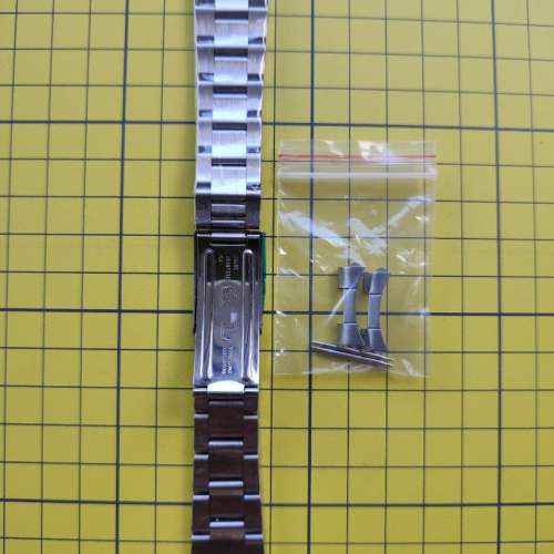 全新 &ldquo;代用&rdquo; 三格實芯厚鋼帶