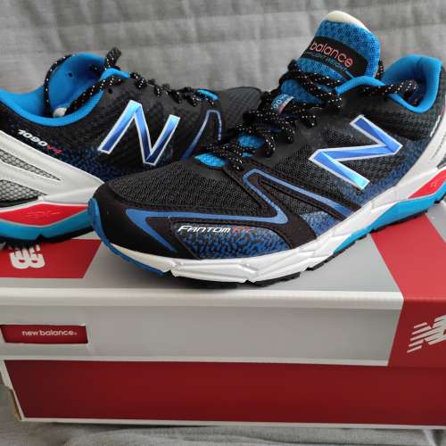 New Balance M1090BK4