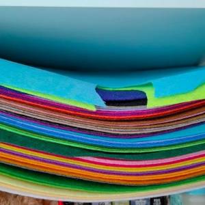 彩色不織布（百几张布不同颜色+工具）