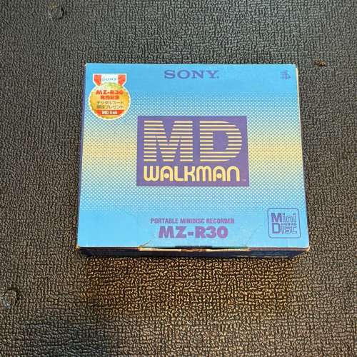 Sony MZ-R30 Sony 第四部錄放機