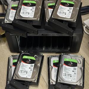 Synology DS1813+ NAS + 8隻 Seagate Ironwolf 4TB