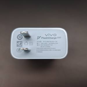 全新原廠 Vivo 80w 閃充 充電器  連充電線 FlashCharge Charger with cable
