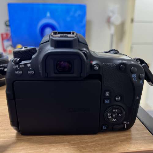 Canon EOS 77D 機身 及 Canon EF LENS 50mm