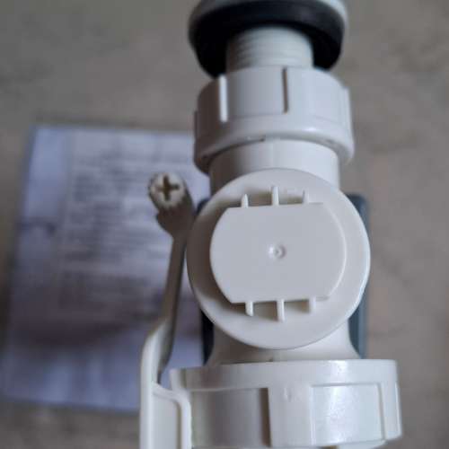 出售全新WDI威迪亞馬桶水箱配件側面入水式水掣配件4分(20mm)喉牙一個