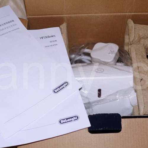 全新 De'Longhi 德龍 2000W Vertical Edge 系列輕巧細小 暖風機 HFS50A20 (IP21防水...