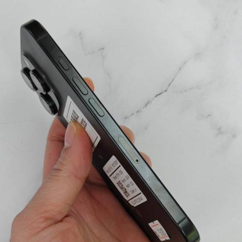 💥有保養港行💥iphone 16 pro 128gb 黑色 機身100%電池健康100%充電3次