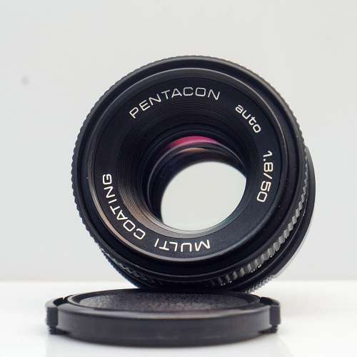 M42 Pentacon MC 50mm f1.8, Made in Germany (90%New)