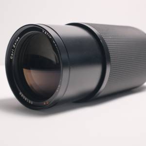 Contax Carl Zeiss Vario-Sonnar 70-210mm F/3.5 AEG MF Lens