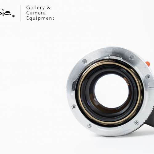 || Leica Summicron-M 35mm F2 - Silver / v4 / 7 Elements with hood & UVa ||