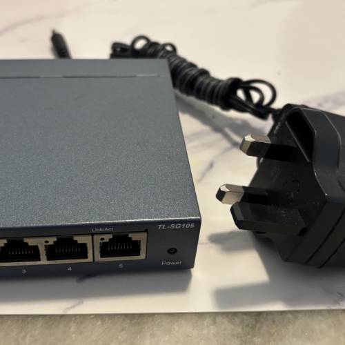TP-Link 5-Port Desktop Gigabit switch