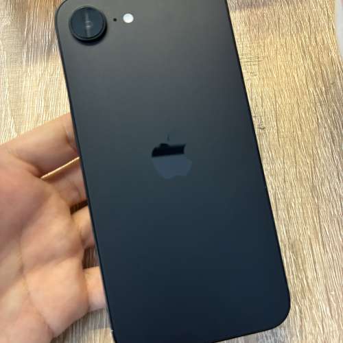 iPhone 16e 128G黑色 95new