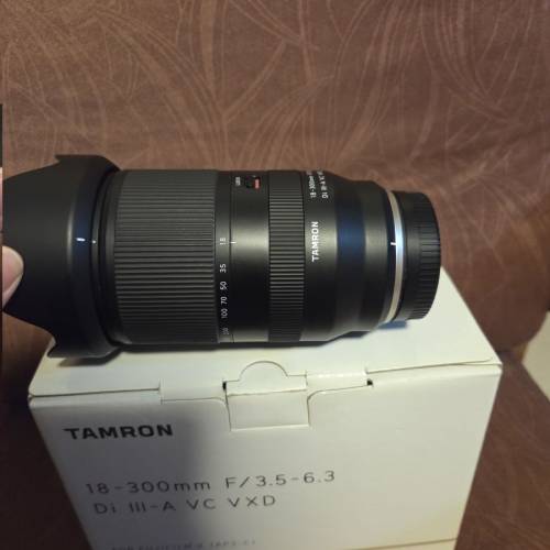 Tamron 18-300mm F/3.5-6.3 Di III-A VC VXD 鏡頭