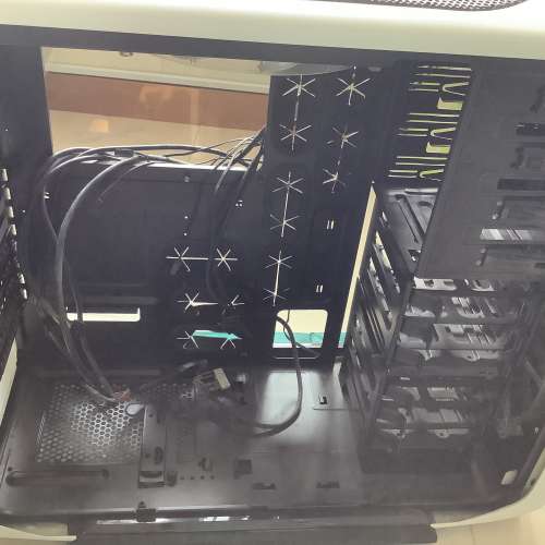 Corsair 600t 中塔機箱 電腦機箱 大機箱 computer case 機殼 機架 電腦機箱 Mid To...