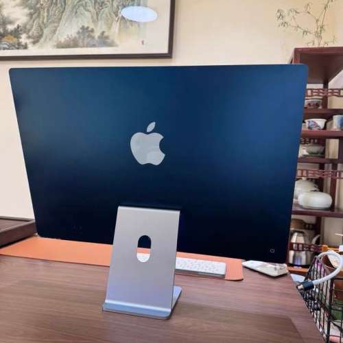 Apple iMac 24 inch M1 8-Core CPU / 8-Core GPU / 8GB Unified Memory / 256GB SSD