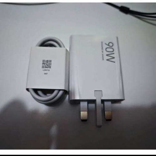 小米90W充電器連usb線
