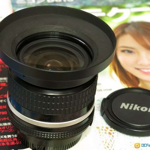 Nikon Ais 24 mm f/2 + HK-2 Lens Hood